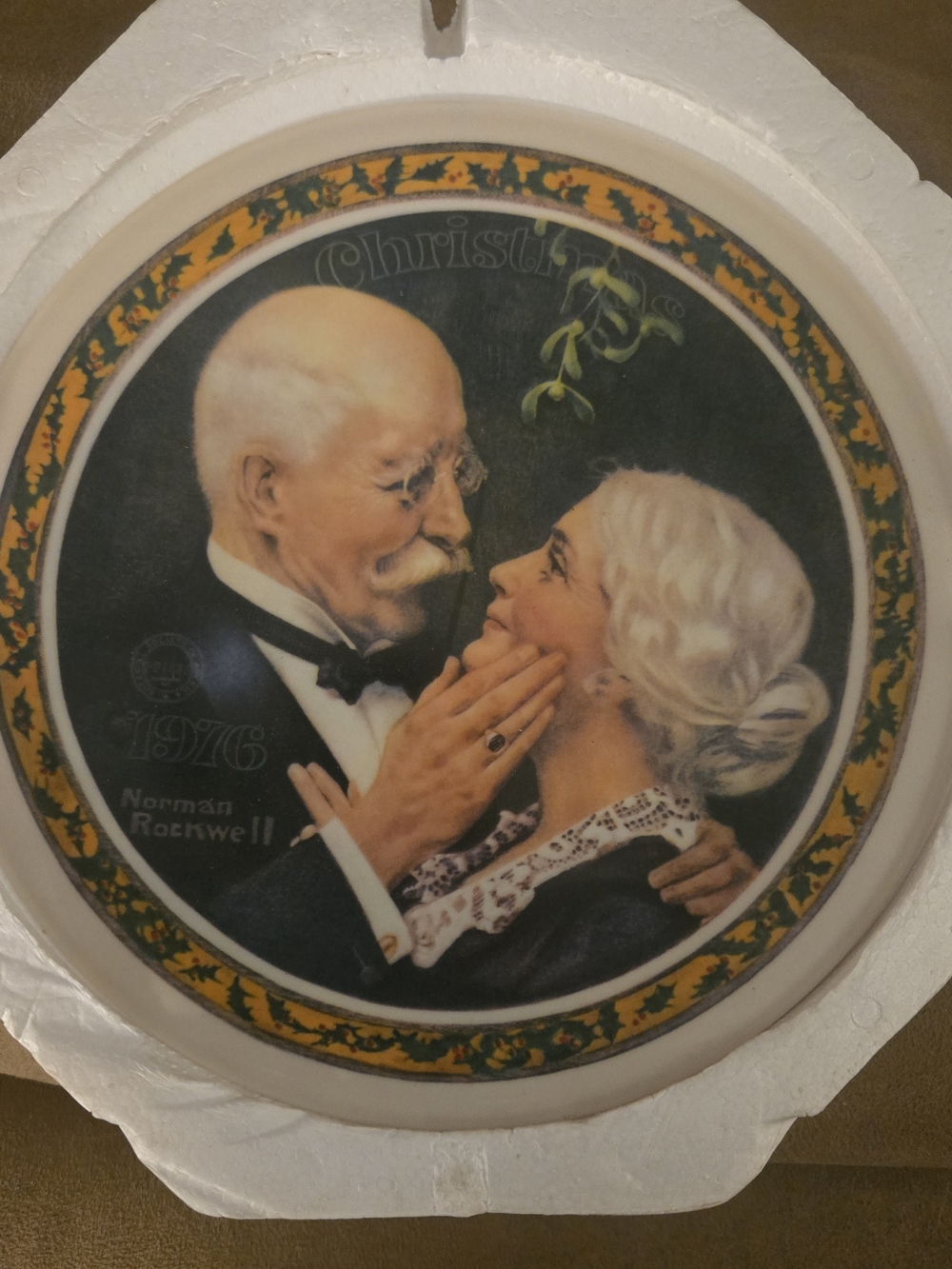 Norman Rockwell 1976 Collector Plate - Elderly Couple Embrace